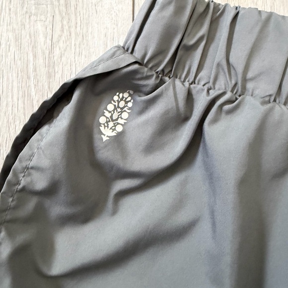Free People FP Movement Run for It shorts size small Elastic waist - Picture 5 of 7